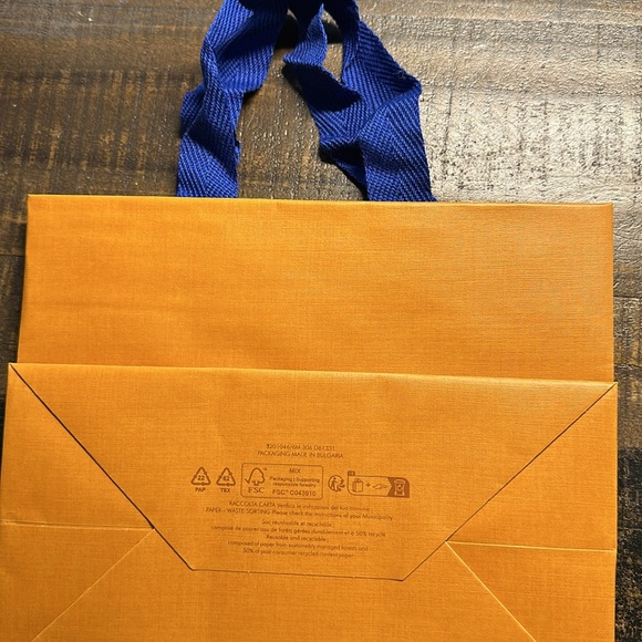Never used shopping bag by Louis Vuitton. - Picture 2 of 2